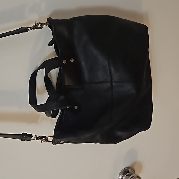 ASPEN Large Black Leather Satchel Crossbody Bag - Picture 6 of 16